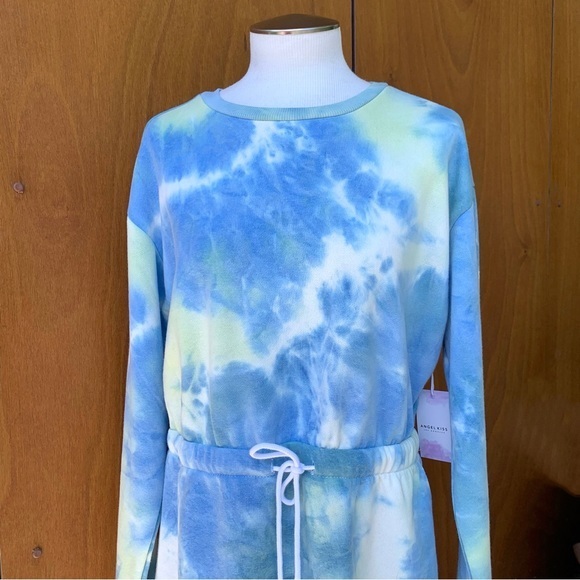 Angel Kiss Tie Dye Sweatshirt Dress NWT in blues & green pastel colors,‎ large - Picture 3 of 9